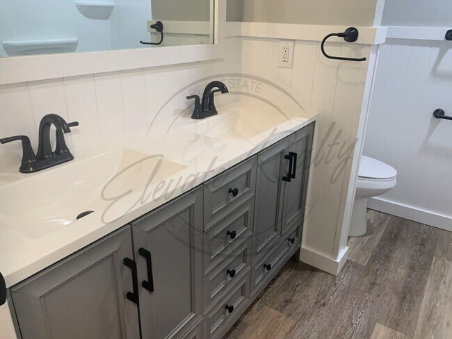 Building Photo - ON SPECIAL! THIS PROPERTY HAS A 1/2 OFF TH...