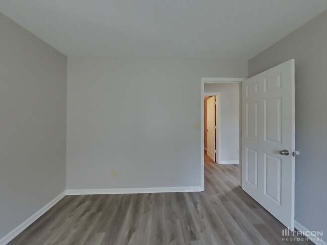Building Photo - 639 Geronimo Dr