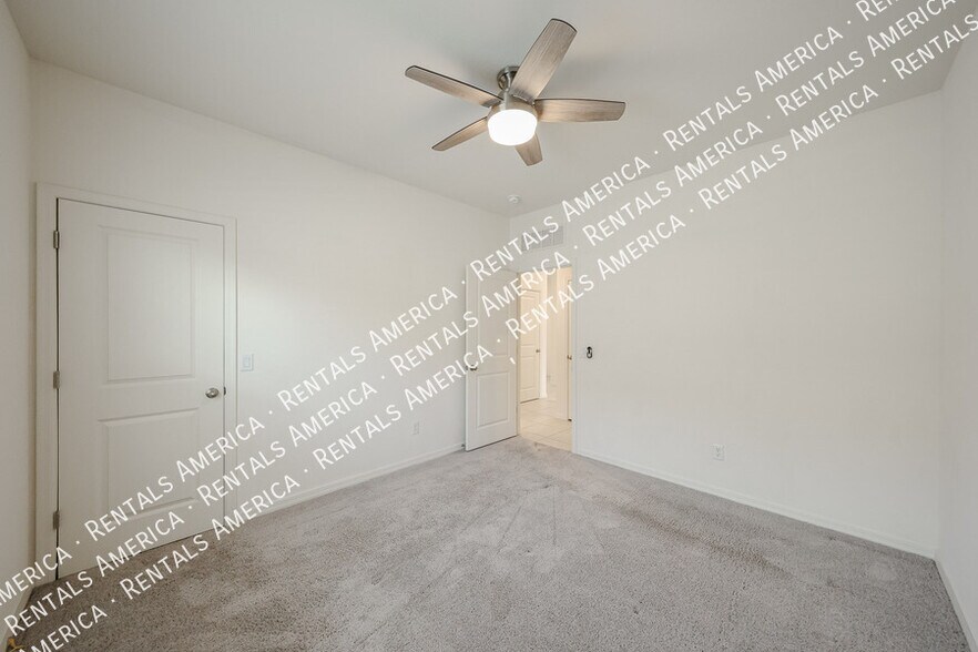 Building Photo - 6321 W Latona Rd