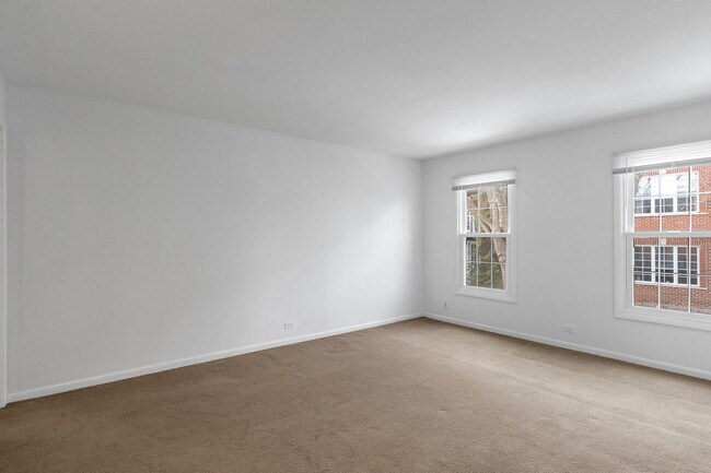 Building Photo - 520 Shorely Dr