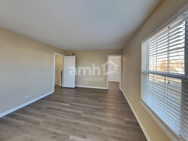 Building Photo - 2925 Shetland Ln