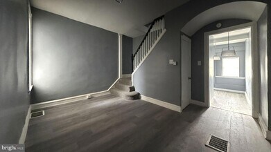 Building Photo - 1110 Morton Ave