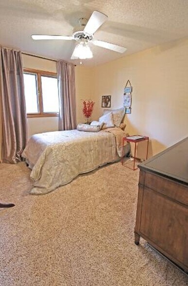 Main level Bedroom #3 - 5813 Tracy Avenue