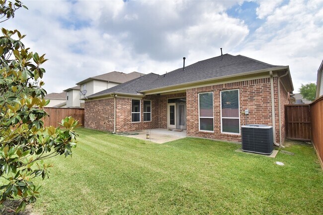 Building Photo - 14319 Hancock Elm St