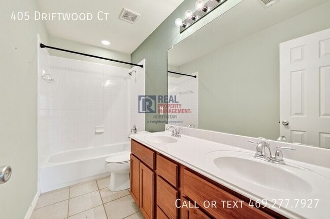 Building Photo - 405 Driftwood Ct