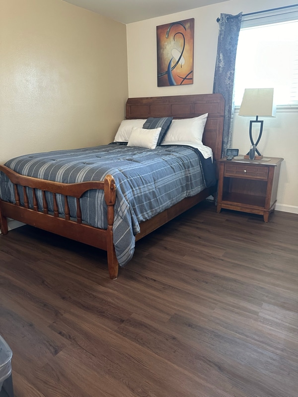 Building Photo - 6774 Sandylee Way