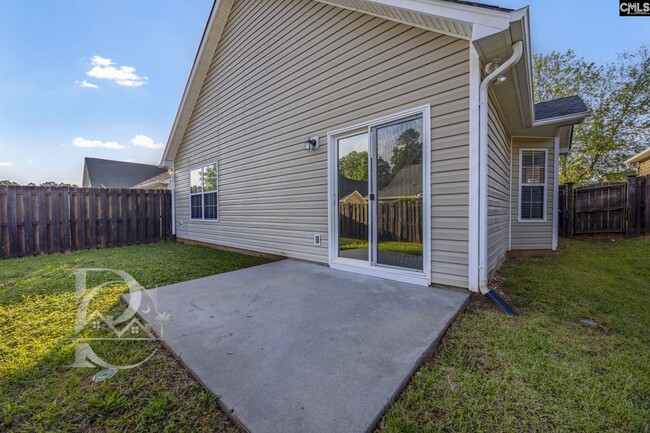Building Photo - 815 Chablis Dr