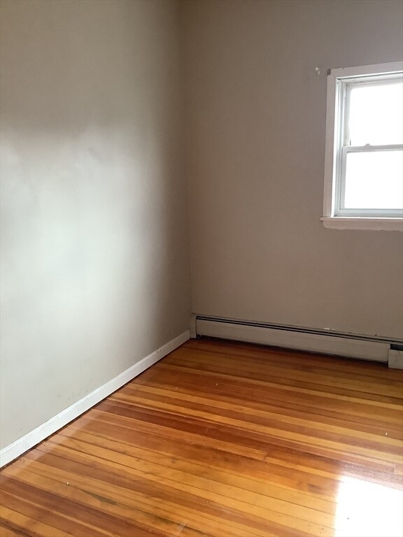 Building Photo - 2 Elmwood St