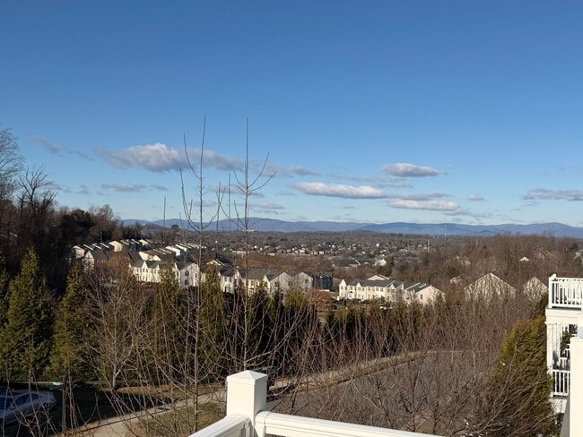 Building Photo - 2287 Whittington Dr