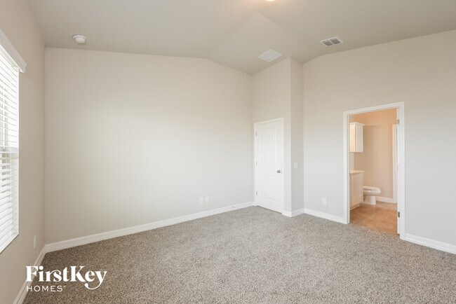 Building Photo - 1154 Ranch Falls