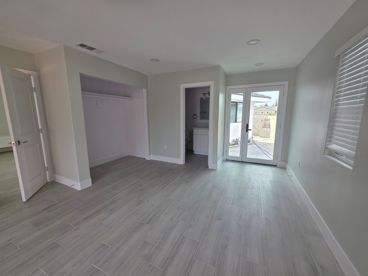 Building Photo - 12412 Lambert Cir