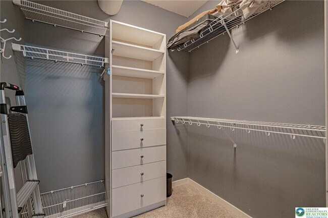 Building Photo - 11 W 2nd St