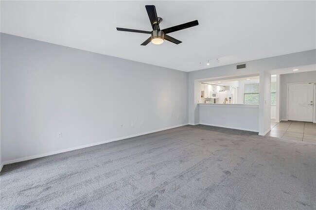 Building Photo - 960 Starkey Rd