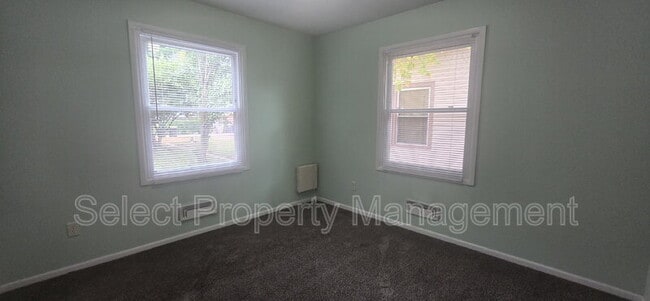 Building Photo - 616 Lawton Pl