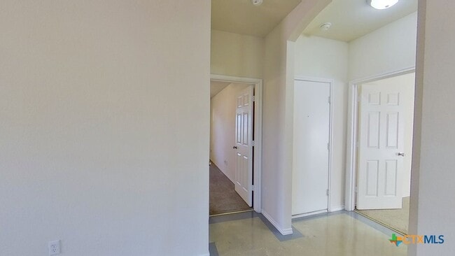 Building Photo - 111 Carol Ave