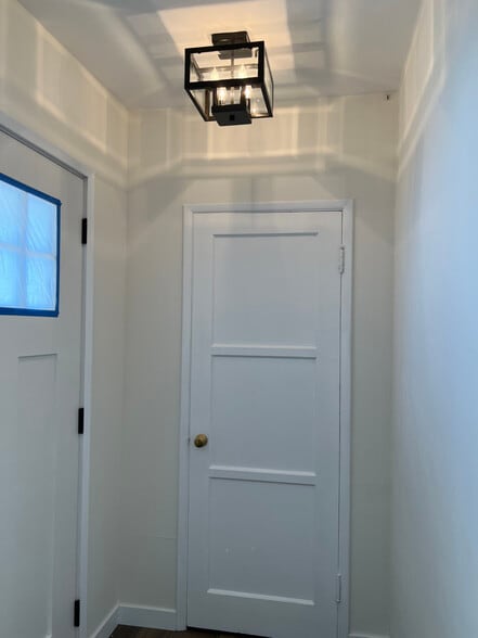 Entry/Coat Closet - 6131 Ranchito Ave