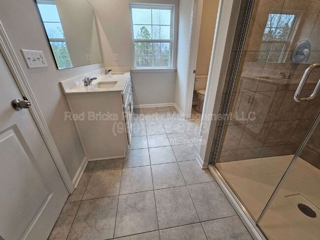 Building Photo - 7828 Nelson Rd