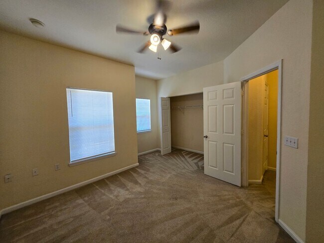 Building Photo - 2/2.5 Townhome in Magnolia Place