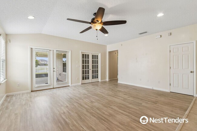 Building Photo - Beautiful Amelia Concourse Home!