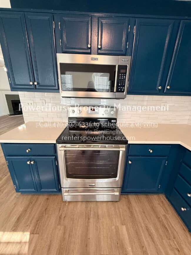 Building Photo - 3859 Meadow Creek Dr