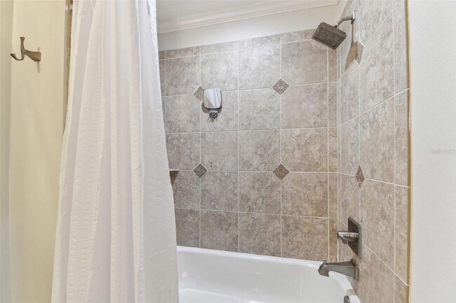 Building Photo - 200 Skiff Point