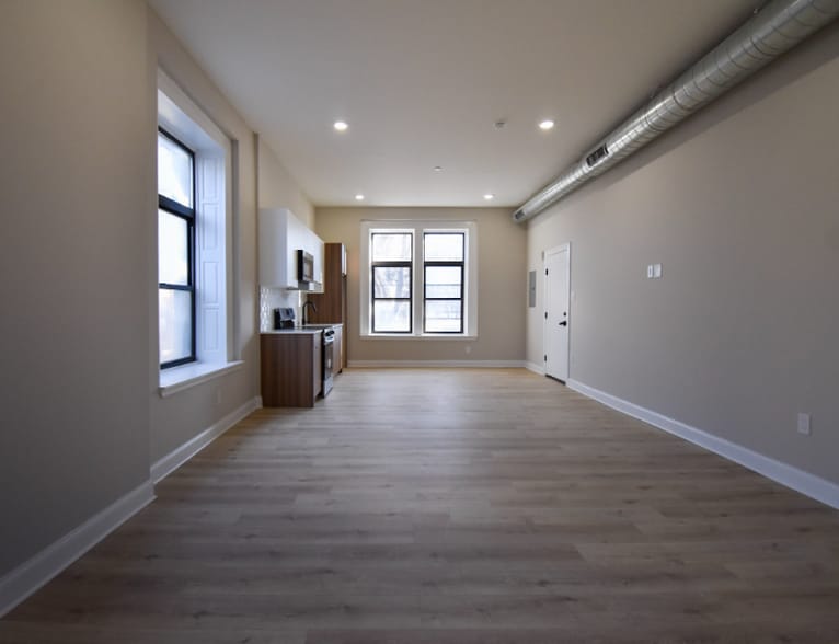 Building Photo - 1030 N 48th St