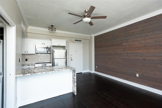 Building Photo - 2109 Bayshore Blvd