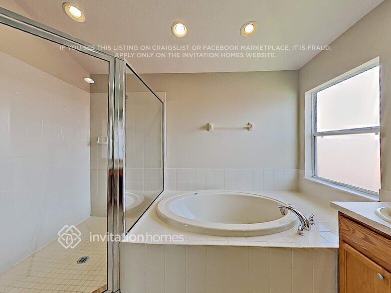 Building Photo - 6127 46th St E