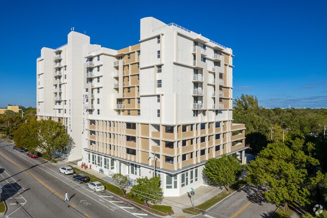 Primary Photo - Bonita Cove