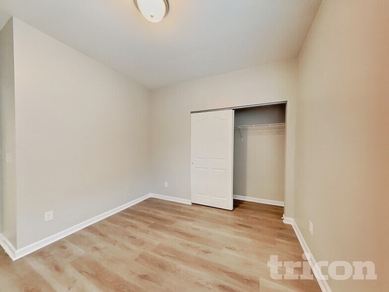 Building Photo - 932 Avondale Dr