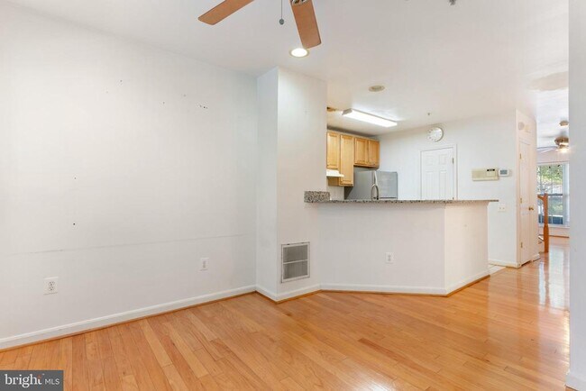Building Photo - 11207 Edson Park Pl