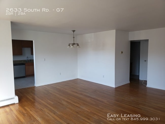 Building Photo - Hudson Row - 2 Bedroom