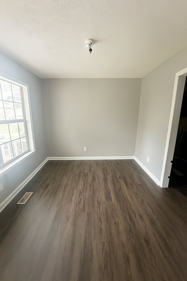 Building Photo - 226 Kassidy Dr