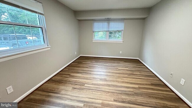Building Photo - 7097 Spring Garden Dr