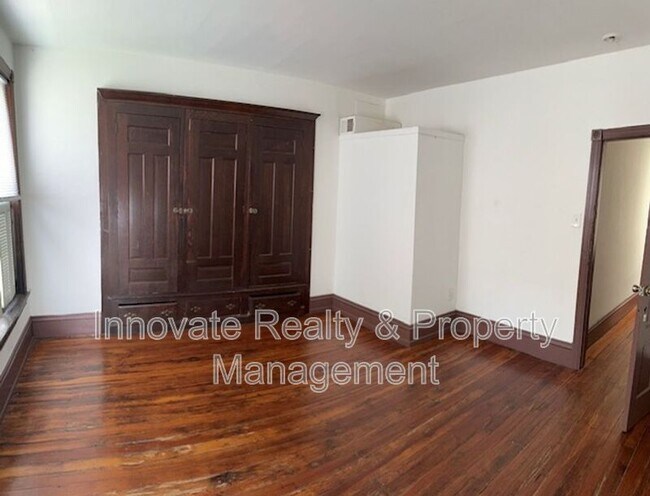 Building Photo - 4416 Locust St