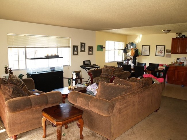 Interior Photo - 1920 25th Ave