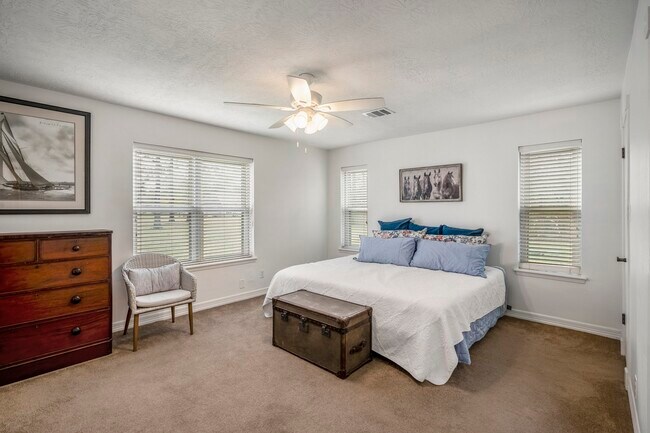 Building Photo - 15347 Conroe Dr