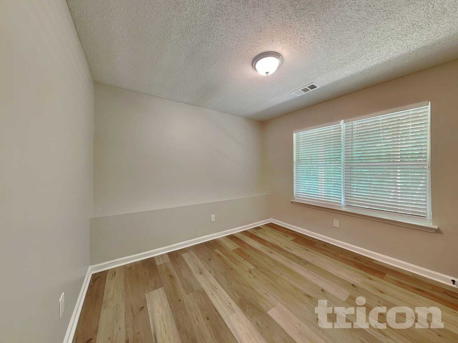 Building Photo - 5769 Village Loop