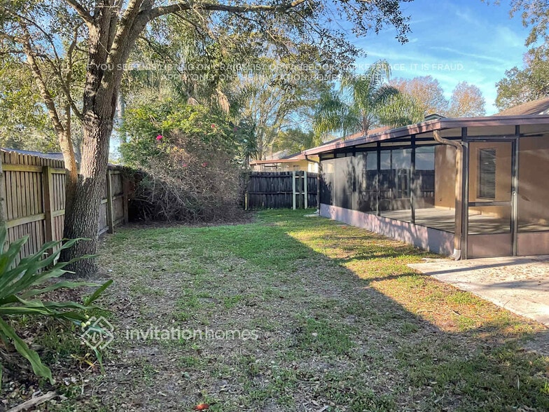 Building Photo - 16027 Eagle River Way