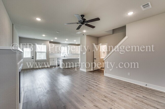 Building Photo - 924 Cooksey Ct