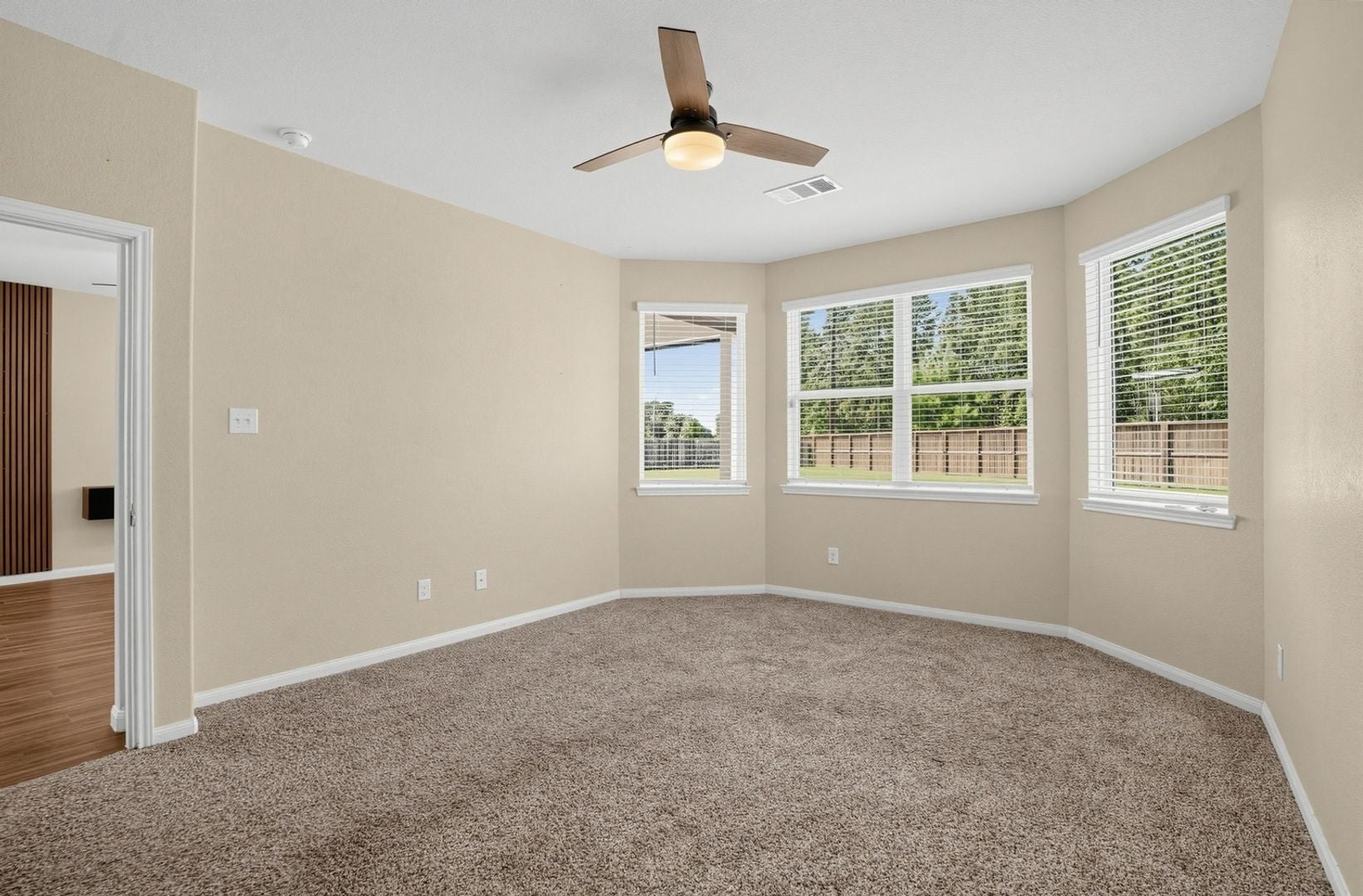 Building Photo - 22501 Cormorant Ct