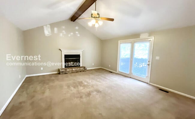 Building Photo - 4911 Hunter Village Dr