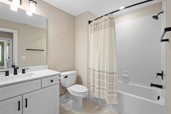 Building Photo - 10215 Pk Ests Ave