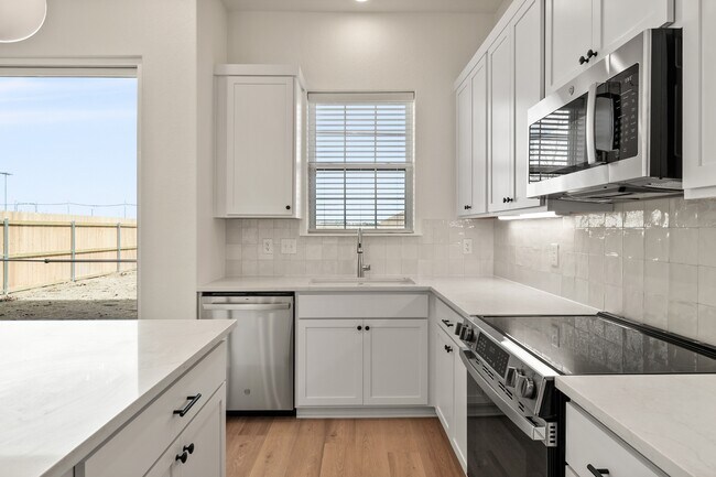 Building Photo - 6630 Abode Ave
