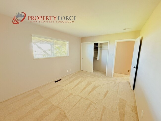 Building Photo - 3145 Alanhill Ln