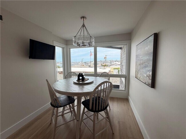 Building Photo - 31 Coddington Wharf