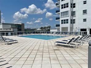 Building Photo - 3015 N Ocean Blvd