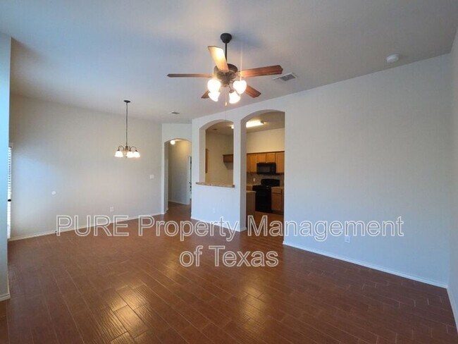 Building Photo - 1504 Muirfield Bend Dr