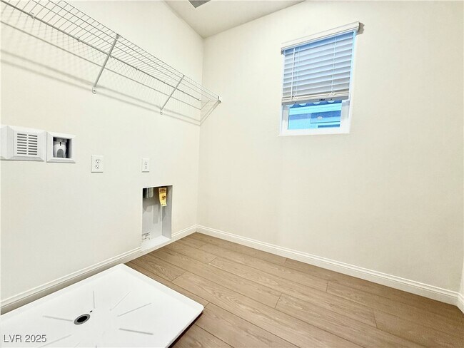 Building Photo - 4188 Texas Lilac Ave