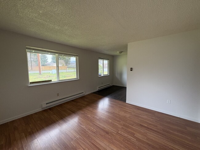 Building Photo - 7743 Pacific Ave SE